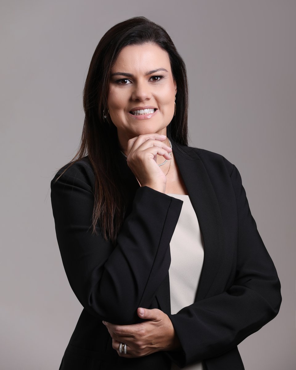 Dra. Anyelle Cavalcante